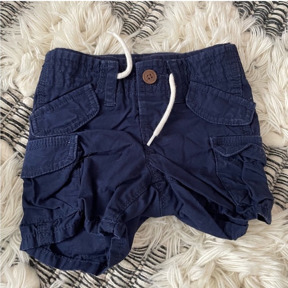 $10 add on bundle of baby gap shorts - Picture 7 of 7